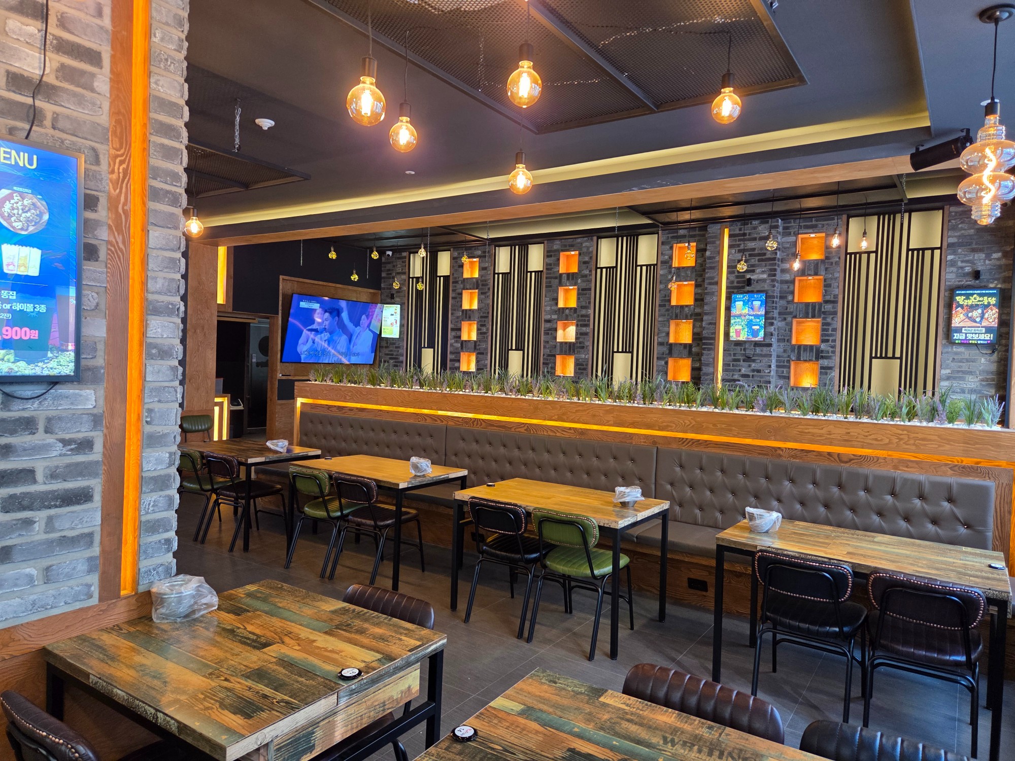 가산본점 실내3.jpg